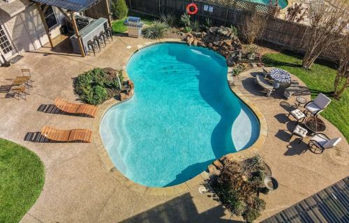 Fossil Creek House | Elite 4BRHome with Hot Tub Pool and BBQ