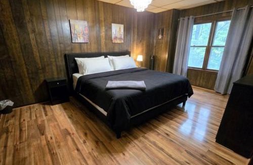 Buffalo Apartment | Elite Falls Escape