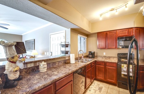 North Scottsdale Condo | Elite Golf Hub in Scottsdale: Resort Perks & Patio