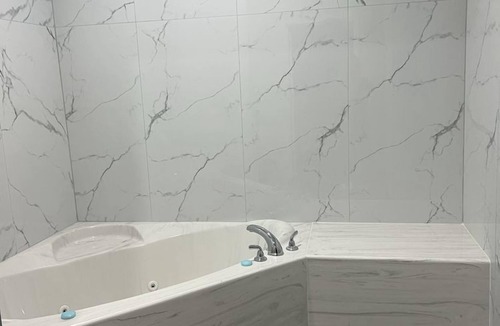 Houston Hotel | Elite Inn & Suites