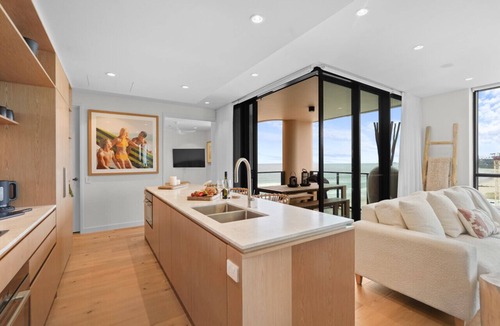 Palm Beach Apartment | Elite Penthouse Escape