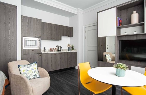 City Centre Glasgow Apartment | ELITE STUDIO IN GLASGOW JUST NEXT TO GEORGE SQ