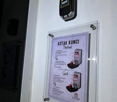 Durian Tunggal House | Elitis Nuri Private Pool Homestay Melaka