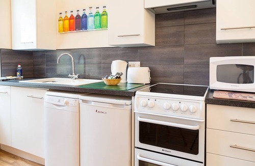 Denstone Apartment | Elizabeth at Heywood Hall