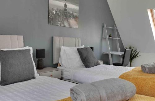 Braintree House | Elizabeth II Five Bedroom Spacious Home