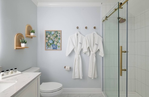 Ocean Cay Bed & Breakfast | Elizabeth Pointe Lodge