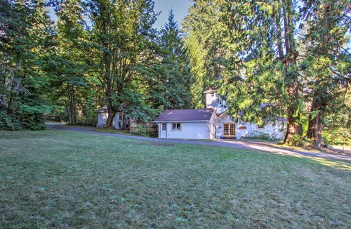 Ashford Cottage | 'elk Hideaway:' Ashford Cottage w/Hot Tub!