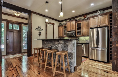 Big Canoe Cabin | Elk Horn - Big Canoe GA