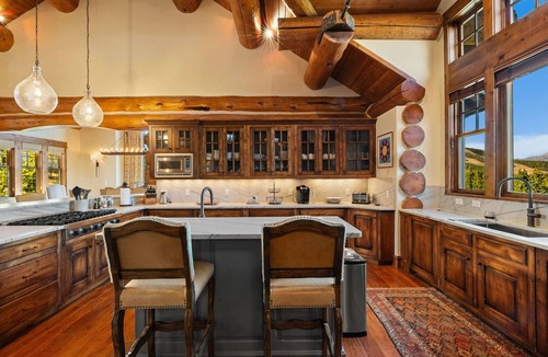 Spanish Peaks House | Elk Meadow In Spanish Peaks at Big Sky