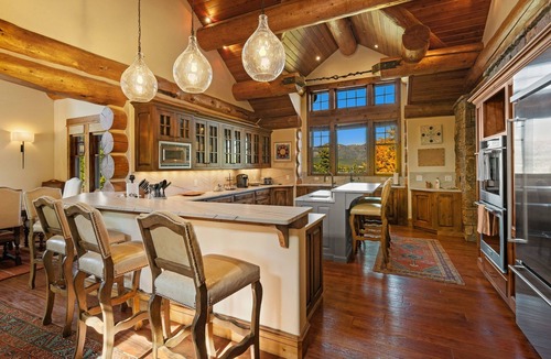 Spanish Peaks House | Elk Meadow In Spanish Peaks at Big Sky