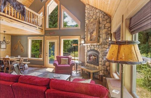 Randle House | Elk Meadows Cottage