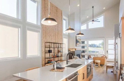Nehalem House | Elk Meadows
