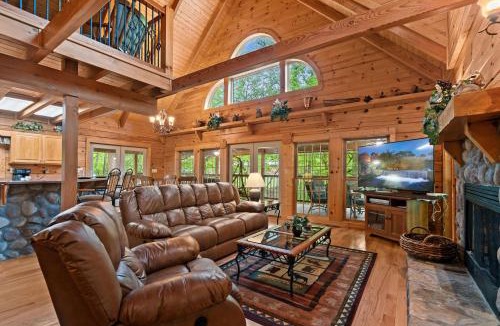 Cosby Ski Chalet | Elk Rapids on Cosby Creek