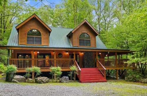 Cosby Ski Chalet | Elk Rapids on Cosby Creek