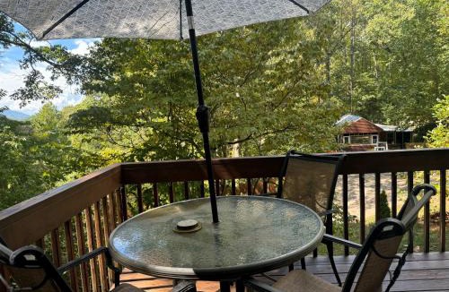 Cherokee House | Elk Ridge - cherokee casino GSMNP