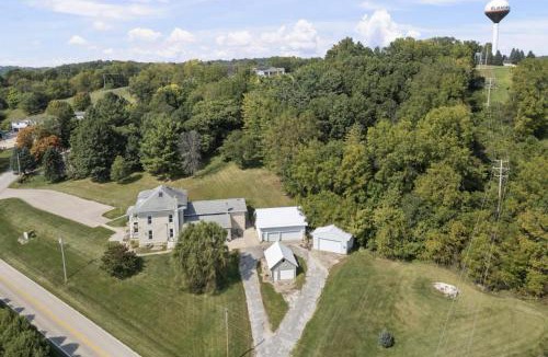 Elkader Hotel | Elkader Jailhouse Inn