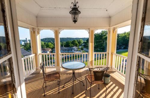 Elkader Hotel | Elkader Jailhouse Inn