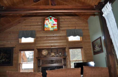 Pagosa Springs Bed & Breakfast | Elkwood Manor Bed & Breakfast