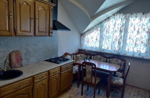 Golubye Dali House | Ellaisa Guest House