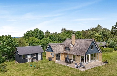 Skodshoved House | "Ellanora" - 50m from the sea by Interhome