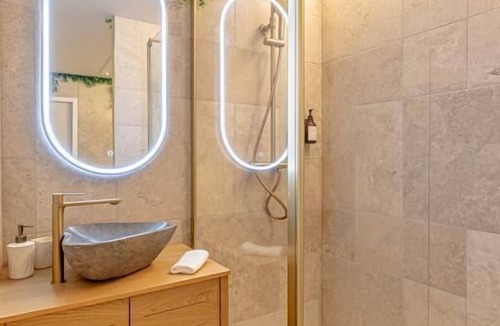 Evreux Apartment | Ellendor