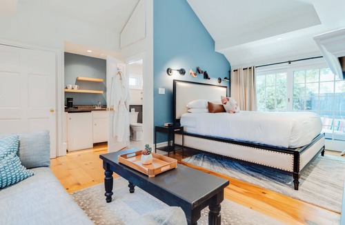 Provincetown Bed & Breakfast | Ellery Hotel Provincetown