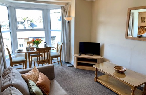 Bowness-on-Windermere Apartment | Ellie's View, home from home!