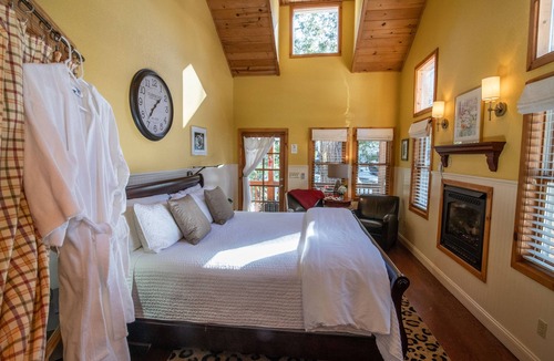 West Village Bed & Breakfast | Elliott House Boutique Inn