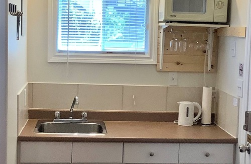 Niagara Falls Bed & Breakfast | Ellis House B&B, Niagara Falls