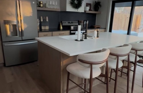 Ames Cabin | Elm and Hearth:nWhere wellness comes naturally