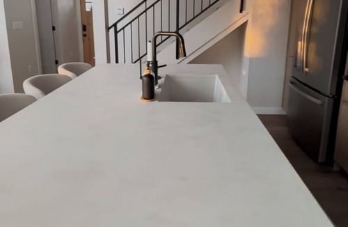 Ames Cabin | Elm and Hearth:nWhere wellness comes naturally