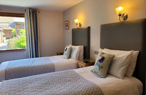 Frampton House | Elm Cottage