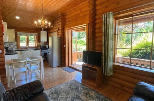 Aymestrey Cabin | 'elm' Countryside Log Cabin With Private Hot Tub