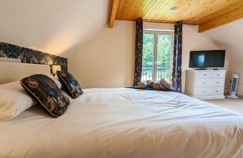 Llangunllo Cabin | Elm Escapes