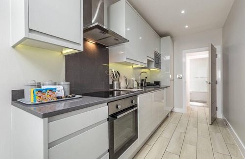 Reading Apartment | Elm House - 1-Bed, 1-Bath with Private Terrace