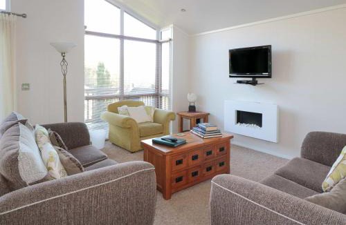 Blaisdon Ski Chalet | Elm Lodge