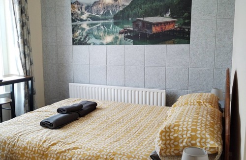 Weston-super-Mare House | Elm Tree Guest House