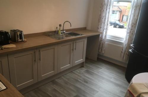 Acocks Green Bed & Breakfast | Elmdon Lodge