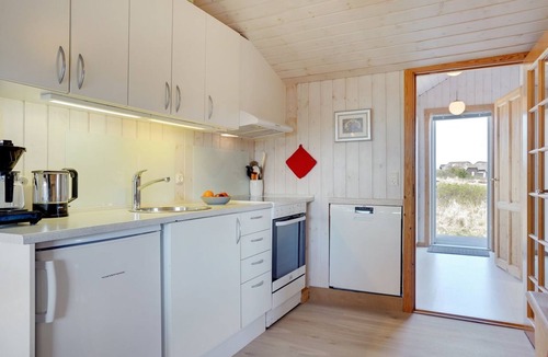 Lakolk House | "Elmine" - 700m from the sea by Interhome