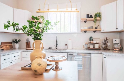 Birmingham House | ✧Elmsgate✧ - A historic designer dream home w/family friendly amenities , cozy porch&games near DT