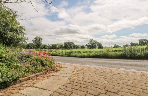 Longnor Cottage | Elmwood