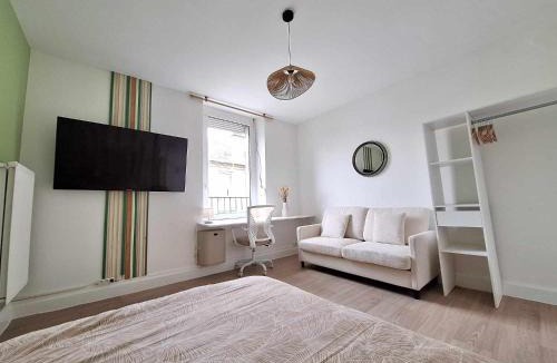 Homecourt Apartment | Elodie - Cosy 5 pers' - Gare - Wifi - 3 lits