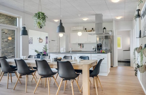 Ronbjerg House | "Eloise" - 50m to the fjord by Interhome