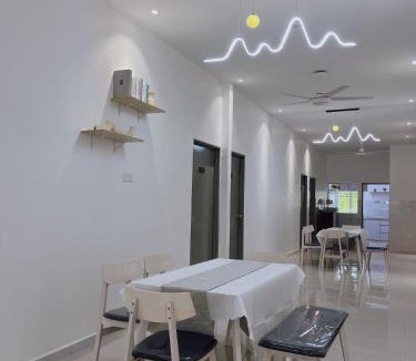 Kampung Pedah House | Elonna Homestay