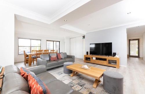 Forster House | Elouera Crescent