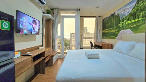 Old Jakarta Apartment | Elpis Residence Studio Apartment JiExpo Kemayoran -Min Stay 3 nights-