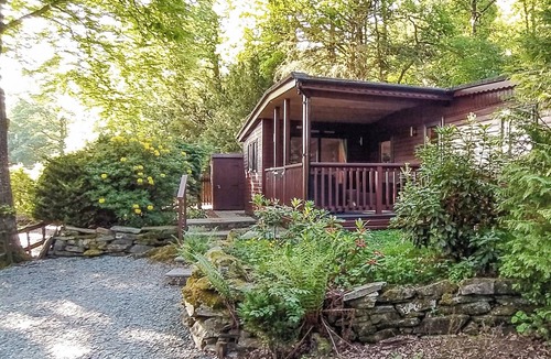 Skelwith Bridge Cottage | Elterwater – Neaum Crag