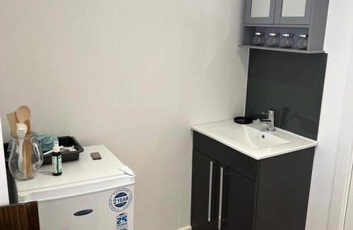 Mottingham and Chislehurst North Apartment | Eltham Rooms