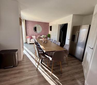 Darlington House | Elysian Escape, modern 5 bedroom house