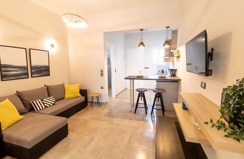 Roda Apartment | Elysian Luxury Studio 2